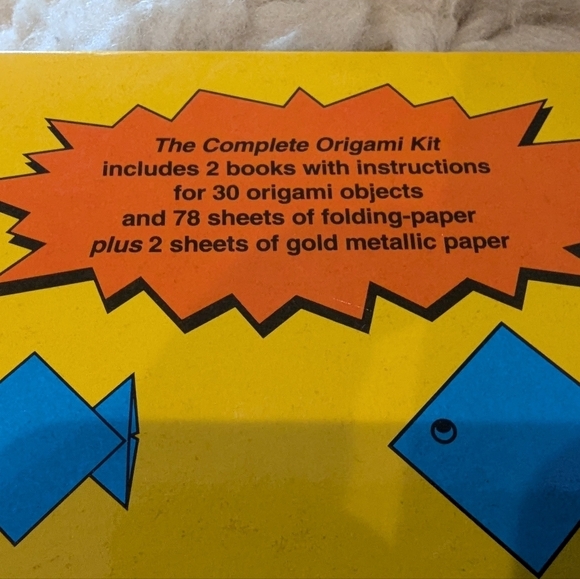 Origami Kit -includes books & 30 original projects with folding paper - Picture 4 of 5